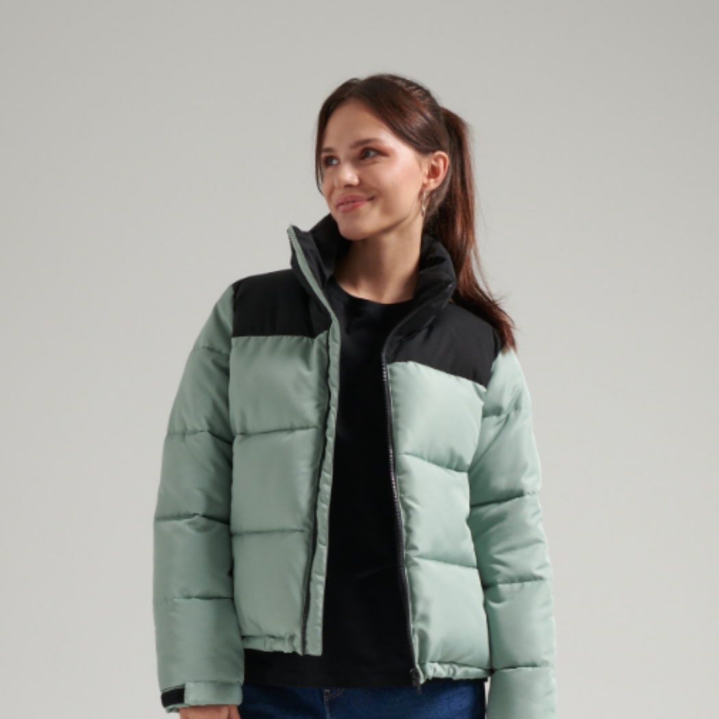 Reserved i House wyprzedają ten model kurtki. Warto na nią zapolować, bo zimą może ci się przydać